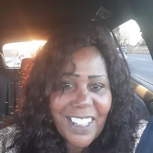 Meet your Posher, Yvonne